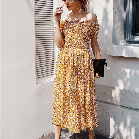 ⭐️🆕Floral Off The Shoulder Side Slit Dress - Picture 4 of 7